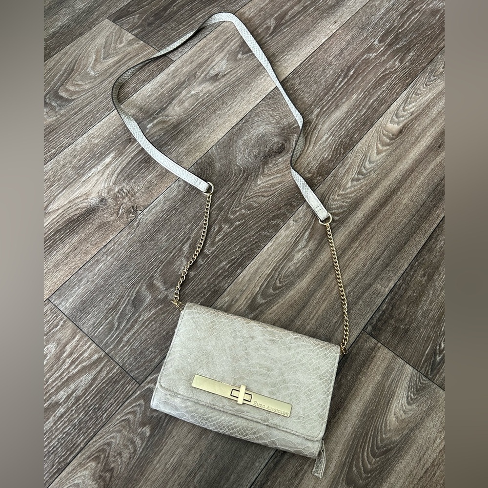 Enzo Angiolini Crossbody Bag – Faux Snakeskin with Gold Chain Detail